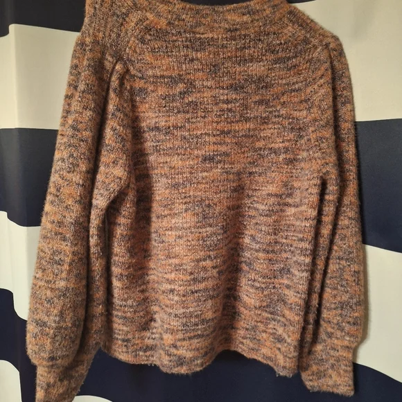 Madewell Puff Sleeve Pink Sweater,  Size M EUC - Picture 2 of 3